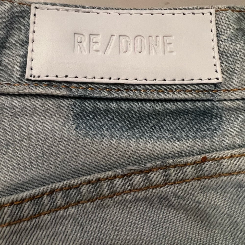Re/Done Mid Rise Short - Picture 9 of 10